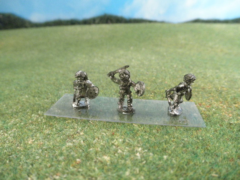 15mm British Colonials: LBN171 Dervish Infantry with Swords