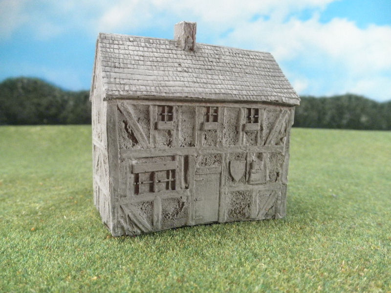 15mm English / European Buildings: TRF352 Pub, 2 Story, with Kentish Framing